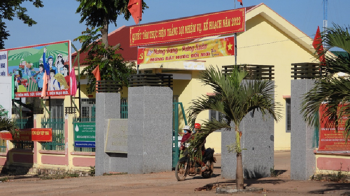 Xa Ea Hiao phat huy vai tro lanh đao cua dang trong phat trien kinh te 1